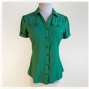 Women’s REI Green Collared Button Up Blouse Size Small Activewear Hiking Outdoor